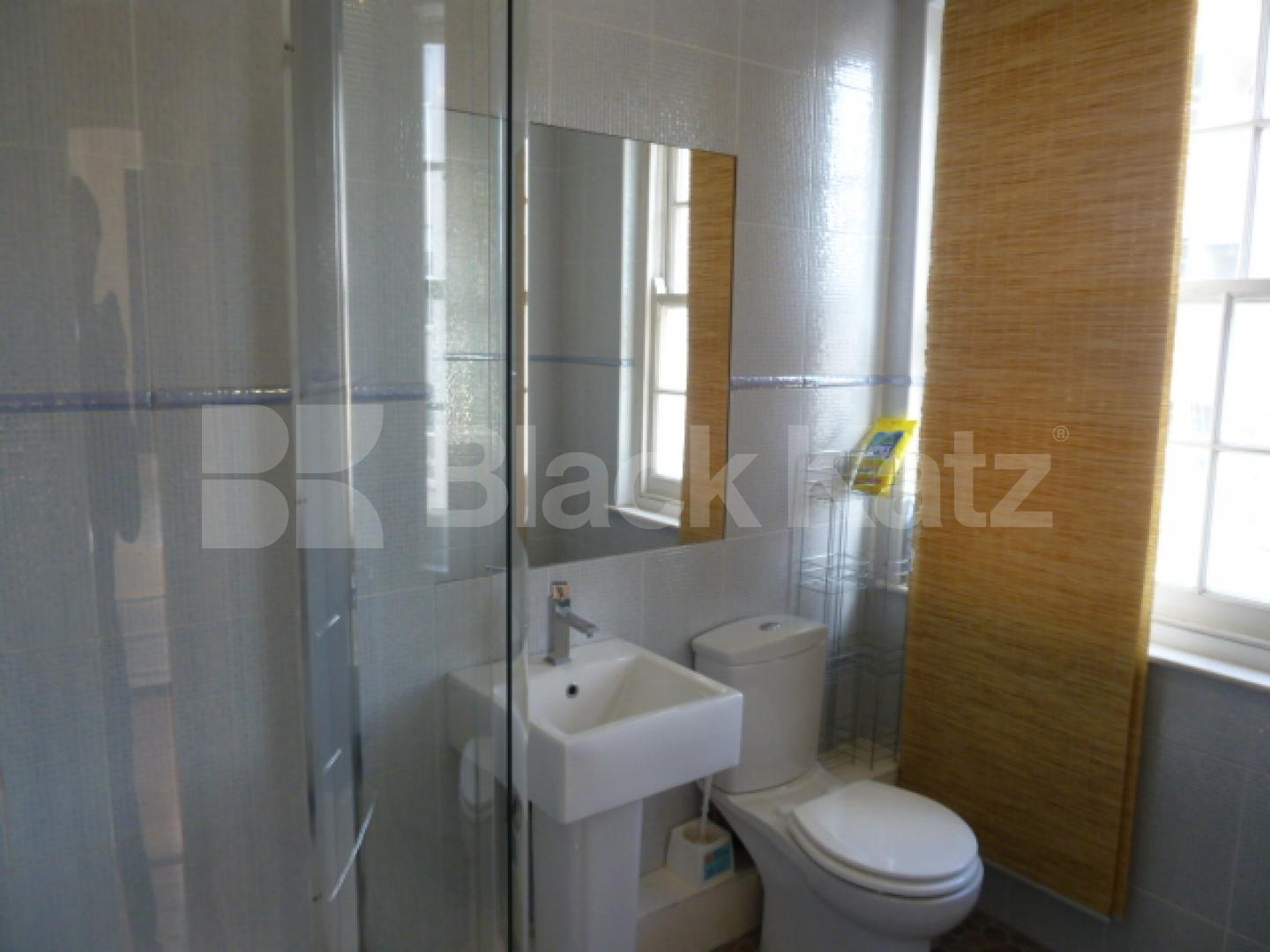 			NEW INSTRUCTION, 2 Bedroom, 1 bath, 1 reception Apartment			 Northdown Street , KINGS CROSS